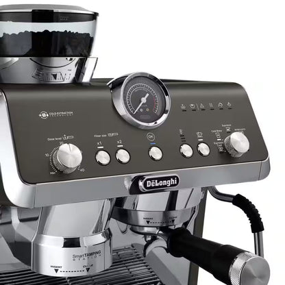 DeLonghi - La Specialista Opera EC9555.BK